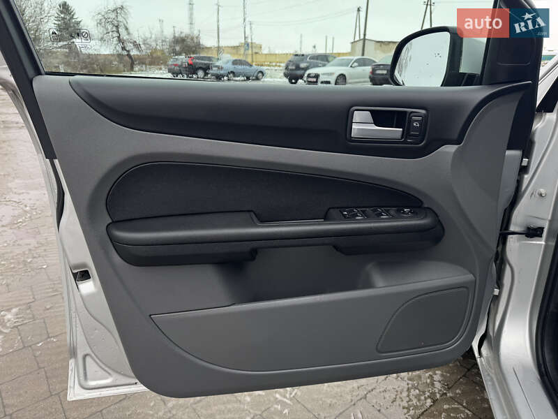 Универсал Ford Focus 2008 в Владимире