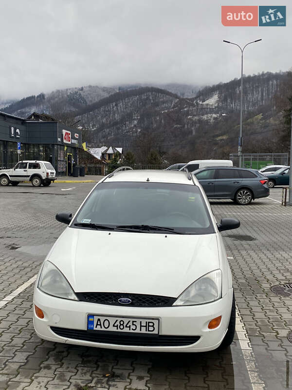 Универсал Ford Focus 1999 в Рахове