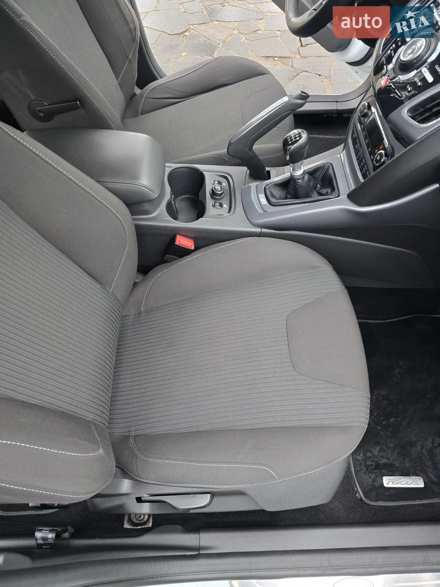 2011 Ford Focus - мініатюра 9