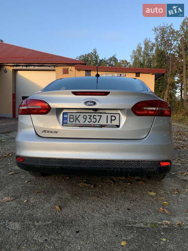 Седан Ford Focus 2017 в Ровно
