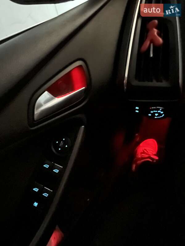 Седан Ford Focus 2012 в Киеве