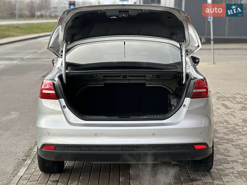 Седан Ford Focus 2018 в Києві