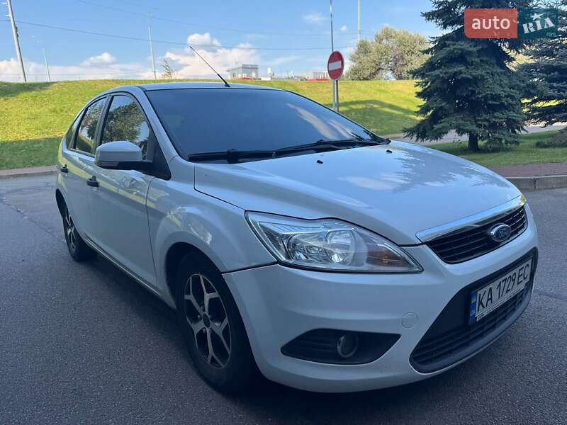 Хетчбек Ford Focus 2011 в Прилуках