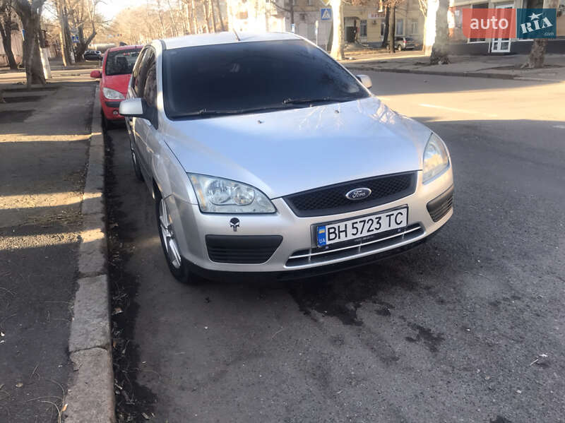 Хэтчбек Ford Focus 2006 в Николаеве