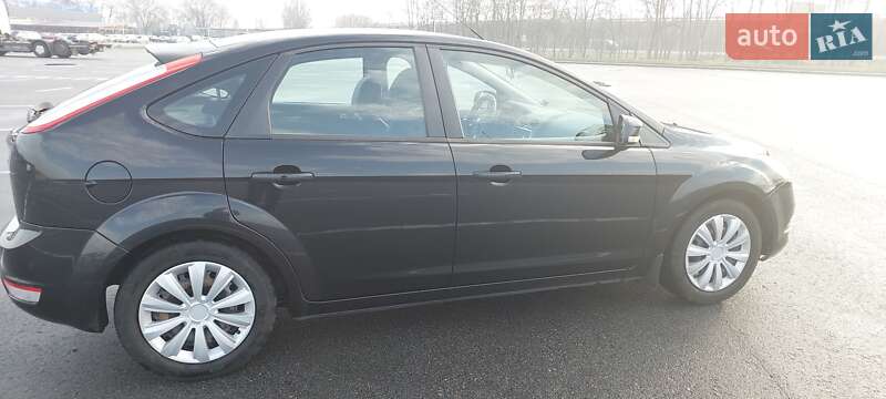 Хетчбек Ford Focus 2011 в Дніпрі