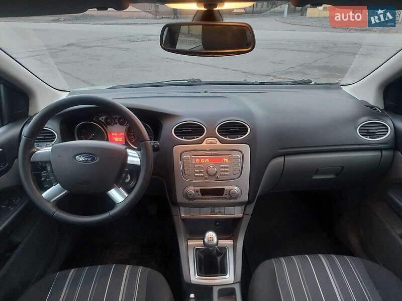 Седан Ford Focus 2008 в Кривом Роге