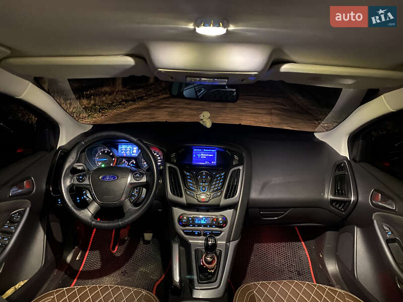 Універсал Ford Focus 2011 в Зорі