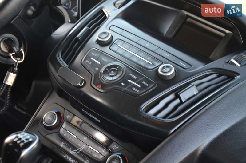 Седан Ford Focus 2017 в Дрогобыче фото 57 Седан Ford Focus 2017 в Дрогобыче