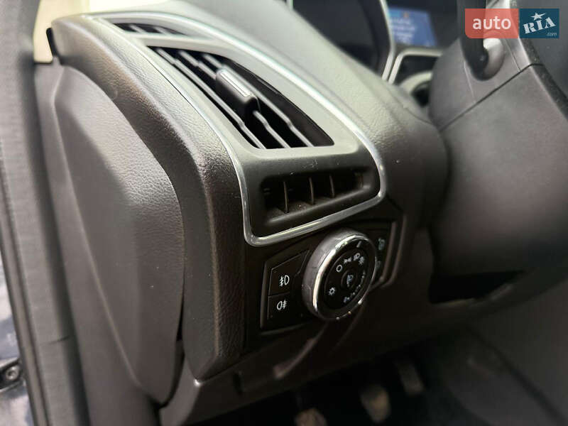 Универсал Ford Focus 2011 в Луцке
