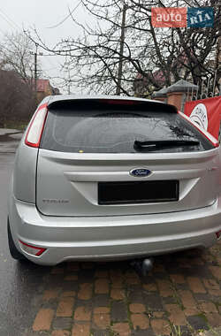 Хэтчбек Ford Focus 2011 в Киеве