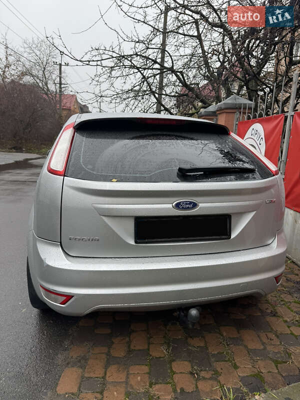 Хетчбек Ford Focus 2011 в Києві фото 11 Хетчбек Ford Focus 2011 в Києві