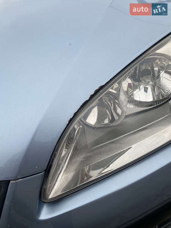 Універсал Ford Focus 2006 в Дублянах