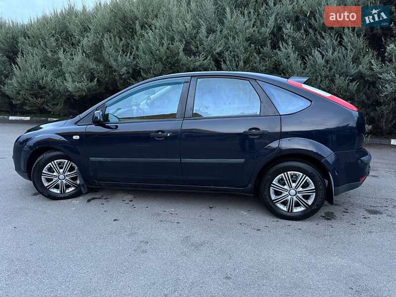 Хэтчбек Ford Focus 2006 в Киеве