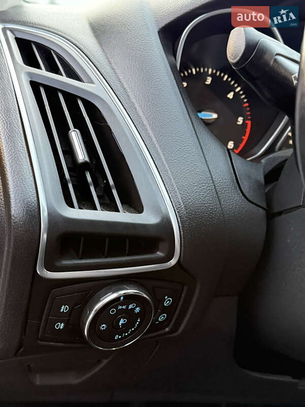 Універсал Ford Focus 2011 в Дрогобичі