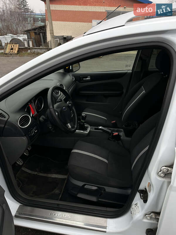 Универсал Ford Focus 2010 в Ровно