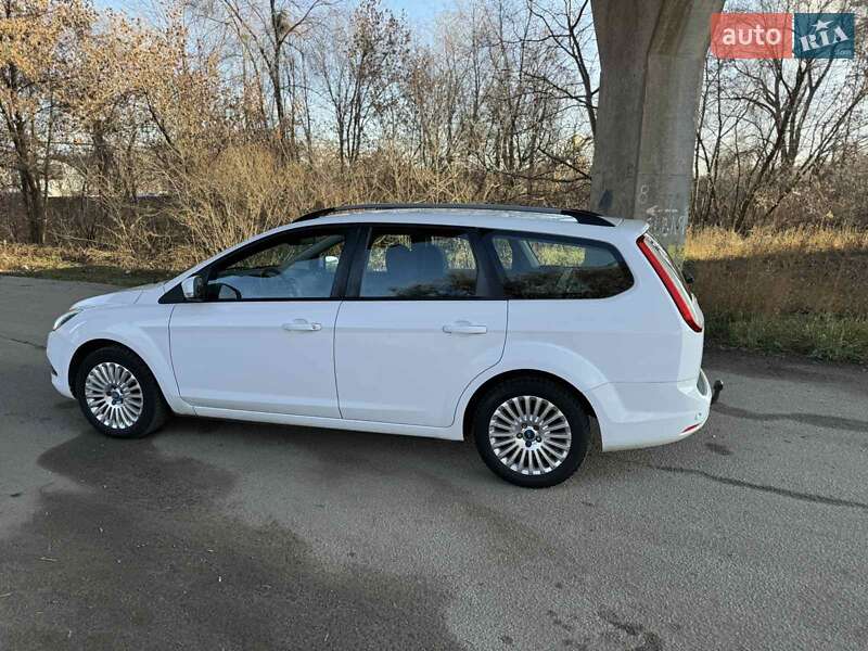 Універсал Ford Focus 2010 в Дніпрі фото 9 Універсал Ford Focus 2010 в Дніпрі