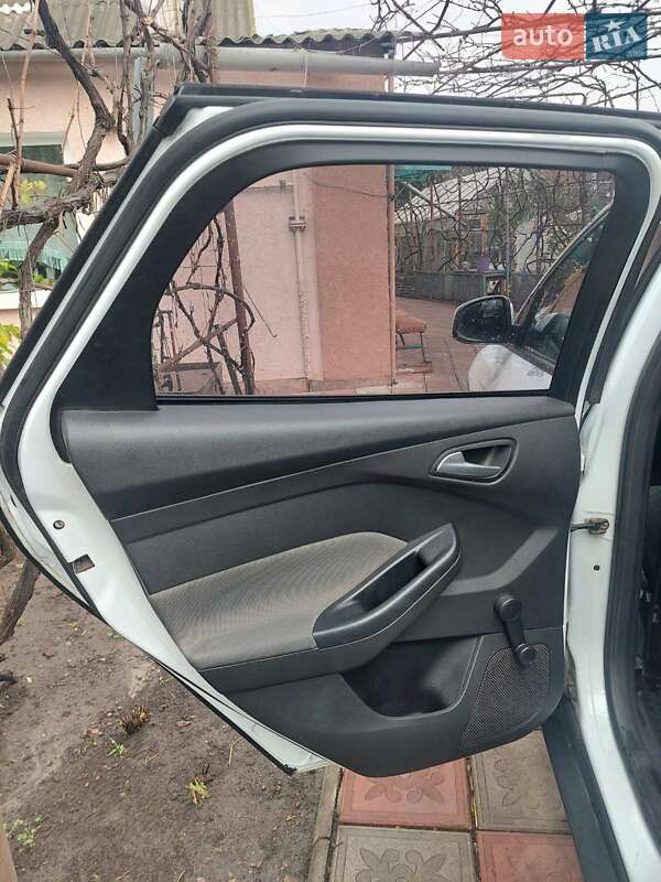 Універсал Ford Focus 2013 в Чернігові