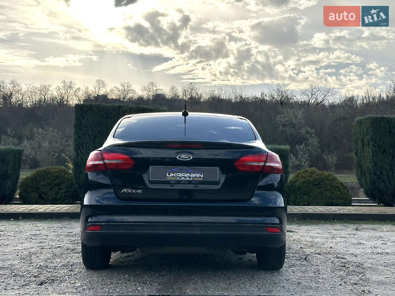 Седан Ford Focus 2016 в Дніпрі