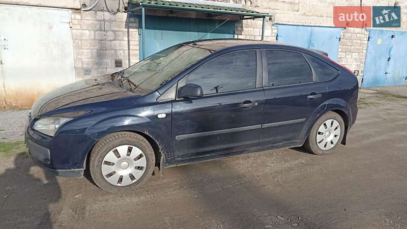 Хэтчбек Ford Focus 2006 в Днепре