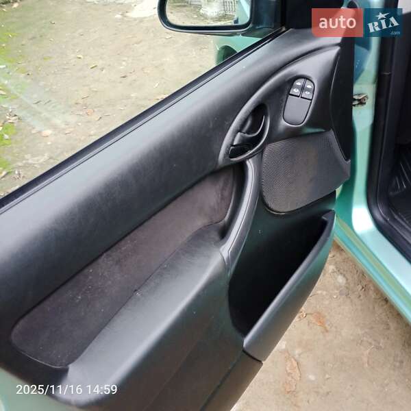 Хетчбек Ford Focus 1998 в Ананьїві