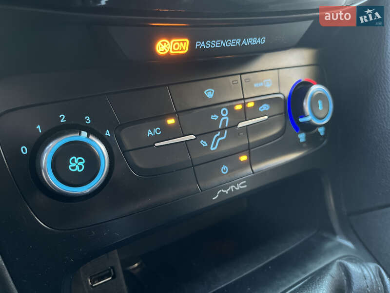 Седан Ford Focus 2015 в Вознесенську фото 21 Седан Ford Focus 2015 в Вознесенську