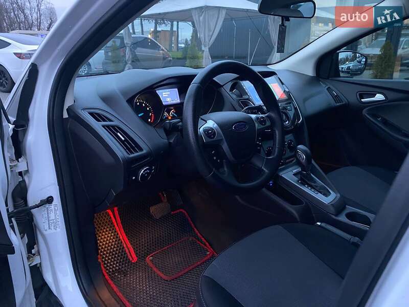 Хэтчбек Ford Focus 2013 в Киеве