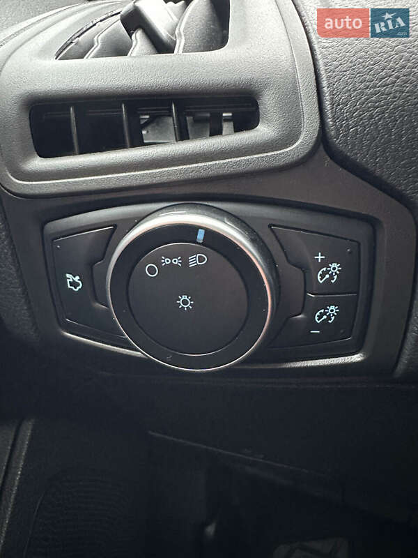 Седан Ford Focus 2015 в Белогородке