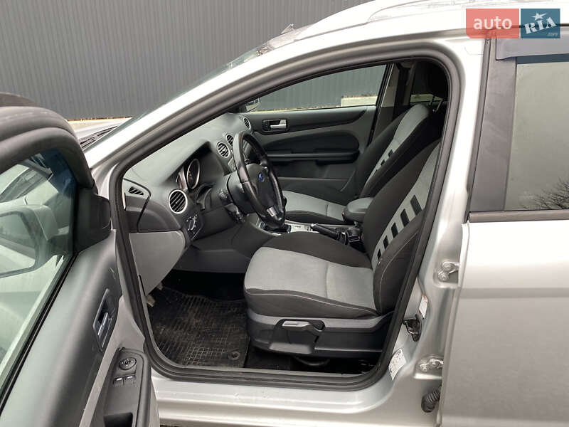 Универсал Ford Focus 2009 в Луцке