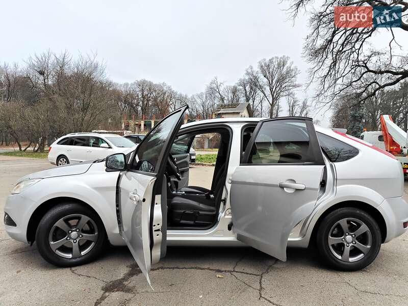 Хетчбек Ford Focus 2008 в Києві