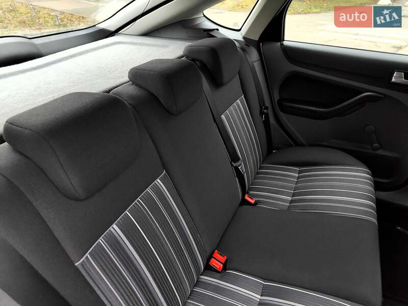 Хетчбек Ford Focus 2008 в Києві