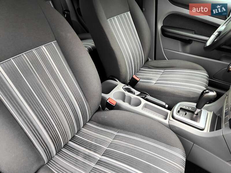 Хетчбек Ford Focus 2008 в Києві