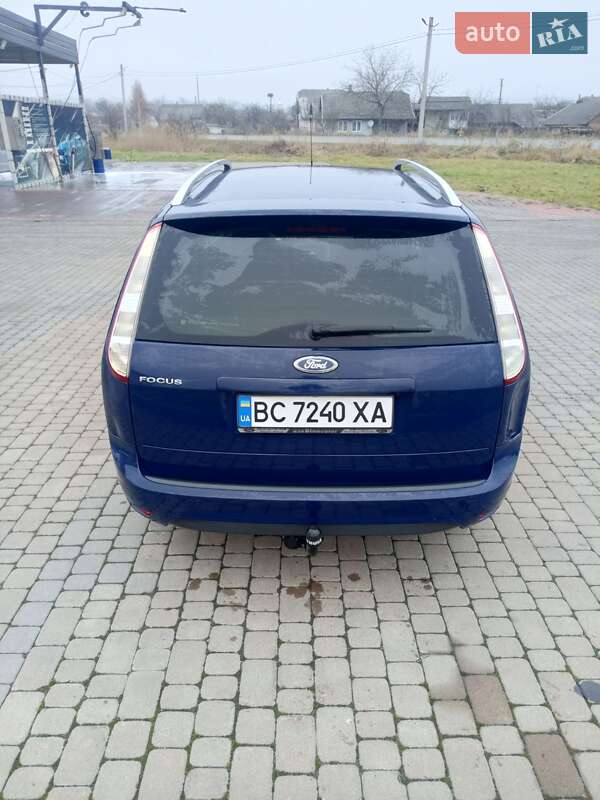 Универсал Ford Focus 2010 в Львове