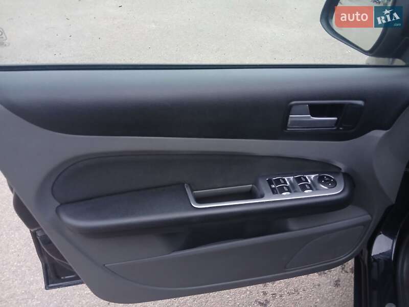 Универсал Ford Focus 2010 в Первомайске фото 12 Универсал Ford Focus 2010 в Первомайске