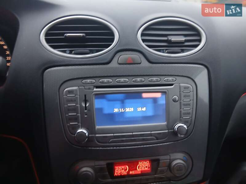 Универсал Ford Focus 2010 в Первомайске фото 16 Универсал Ford Focus 2010 в Первомайске