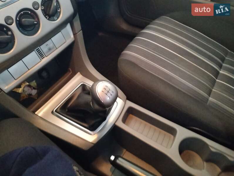 Универсал Ford Focus 2009 в Кременчуге фото 2 Универсал Ford Focus 2009 в Кременчуге