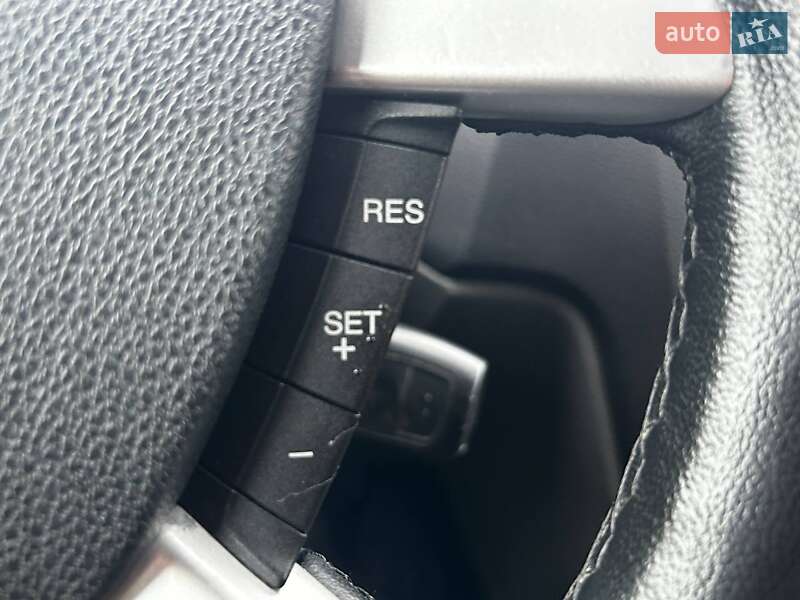 Хэтчбек Ford Focus 2010 в Киеве фото 16 Хэтчбек Ford Focus 2010 в Киеве