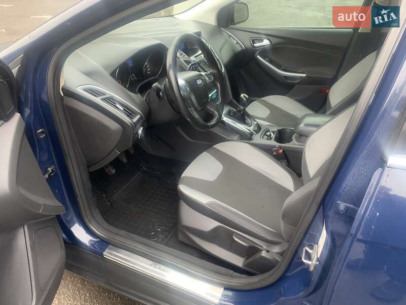 Хэтчбек Ford Focus 2012 в Днепре фото 14 Хэтчбек Ford Focus 2012 в Днепре
