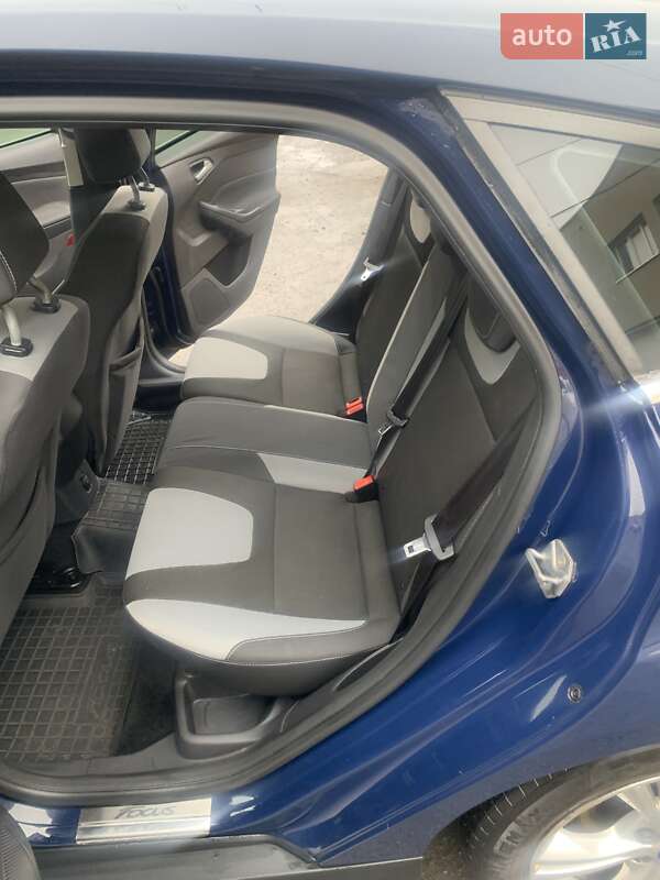Хэтчбек Ford Focus 2012 в Днепре фото 19 Хэтчбек Ford Focus 2012 в Днепре