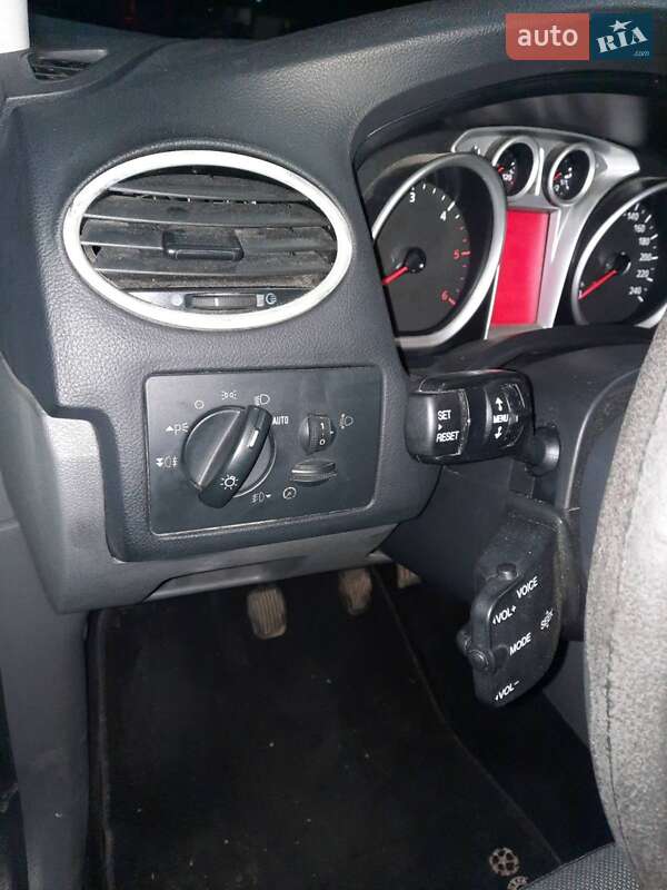 Универсал Ford Focus 2009 в Здолбунове фото 8 Универсал Ford Focus 2009 в Здолбунове