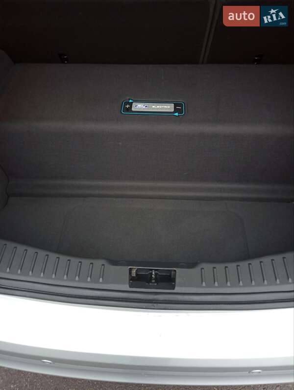 Хетчбек Ford Focus 2018 в Житомирі фото 18 Хетчбек Ford Focus 2018 в Житомирі