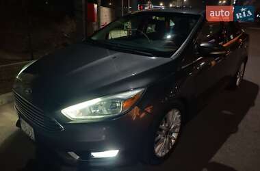 Седан Ford Focus 2015 в Дніпрі