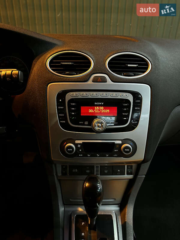 Кабриолет Ford Focus 2007 в Хмельницком