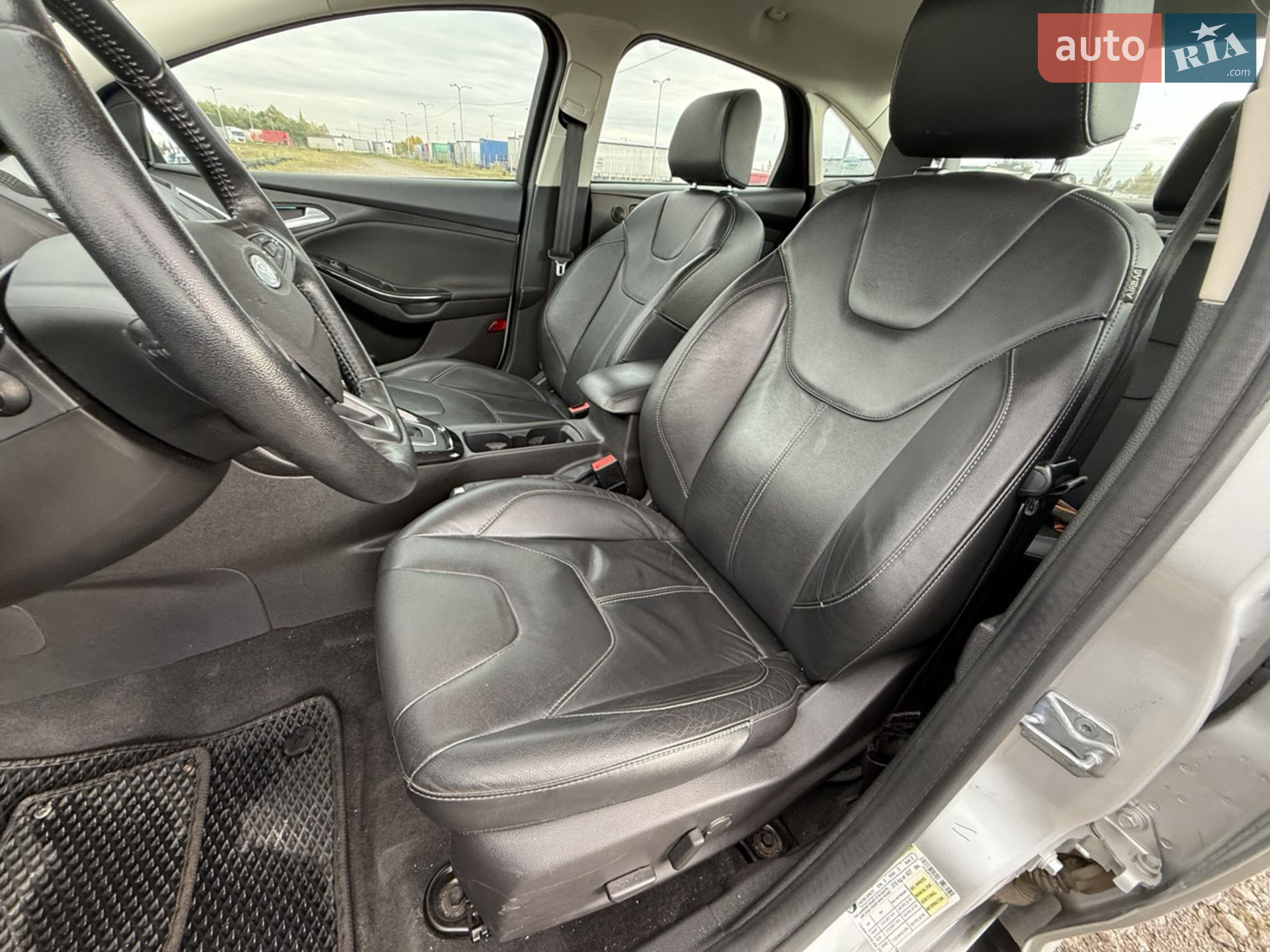 2016 Ford Focus - мініатюра 15