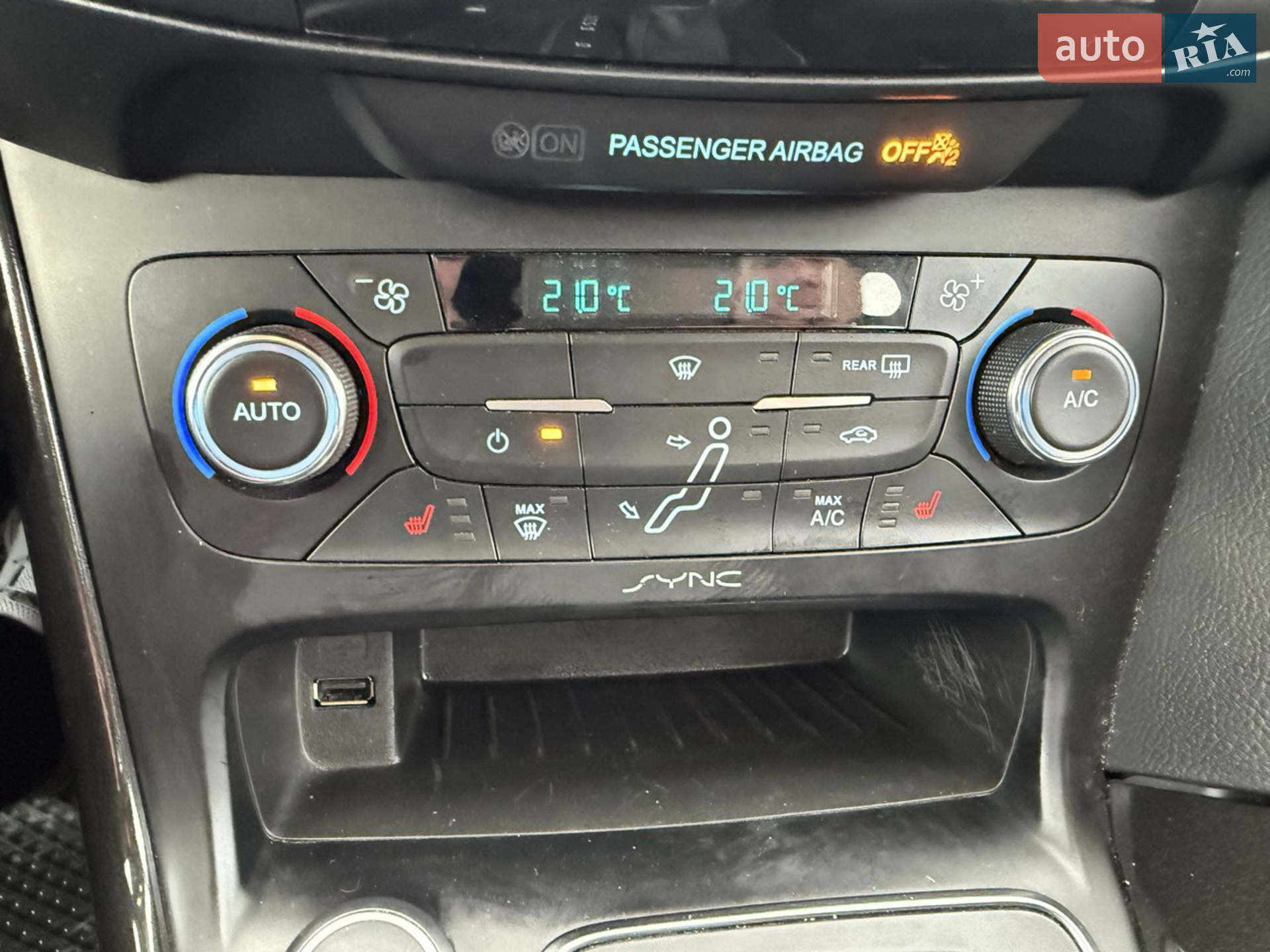 2016 Ford Focus - мініатюра 21
