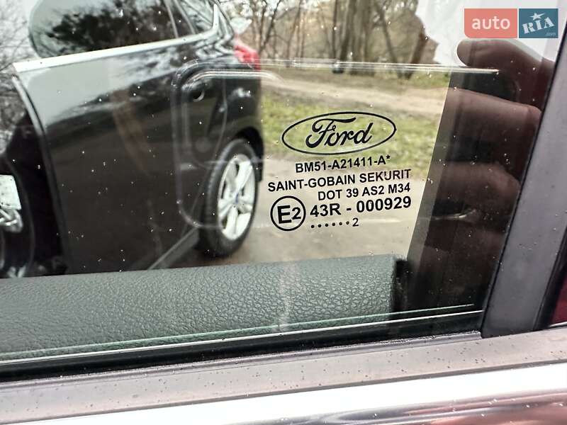 Хэтчбек Ford Focus 2012 в Львове фото 49 Хэтчбек Ford Focus 2012 в Львове