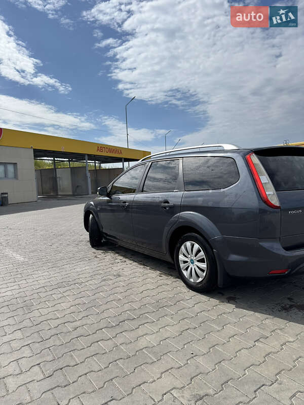 Универсал Ford Focus 2010 в Луцке