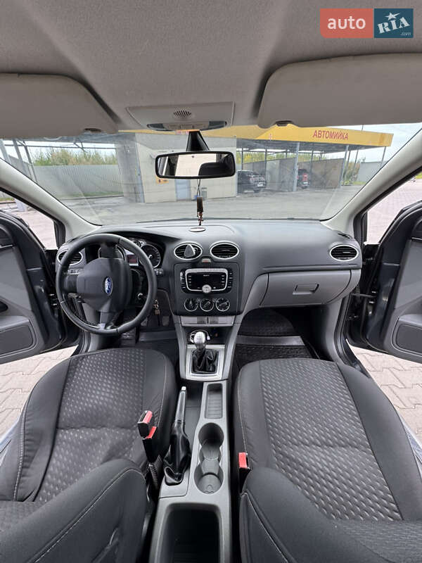 Универсал Ford Focus 2010 в Луцке