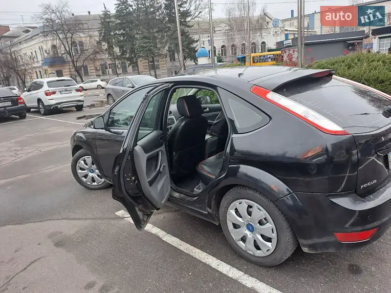 Ford Focus 2010 VIN WF0PXXGCDPAJ72531 фото оголошення 4 з 44