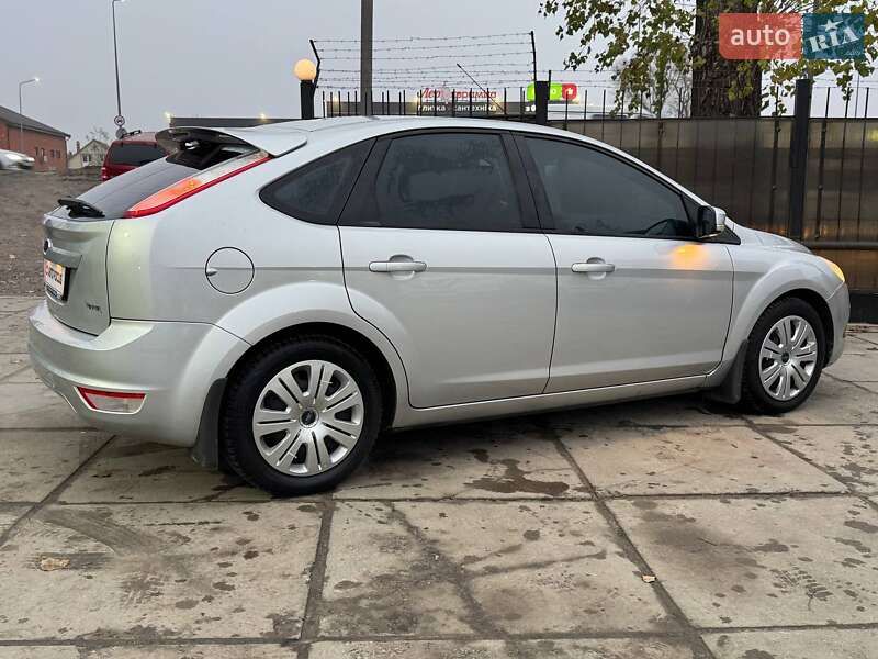 Хетчбек Ford Focus 2010 в Києві фото 5 Хетчбек Ford Focus 2010 в Києві