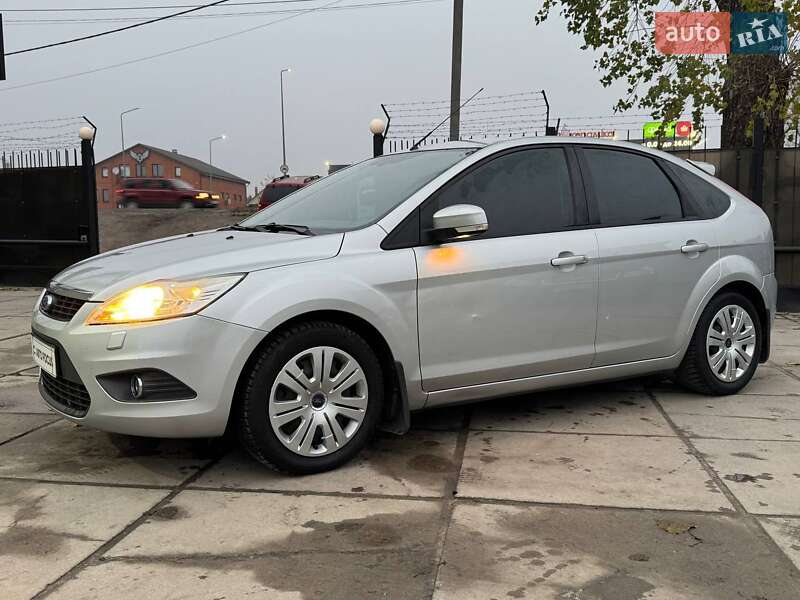 Хетчбек Ford Focus 2010 в Києві фото 3 Хетчбек Ford Focus 2010 в Києві